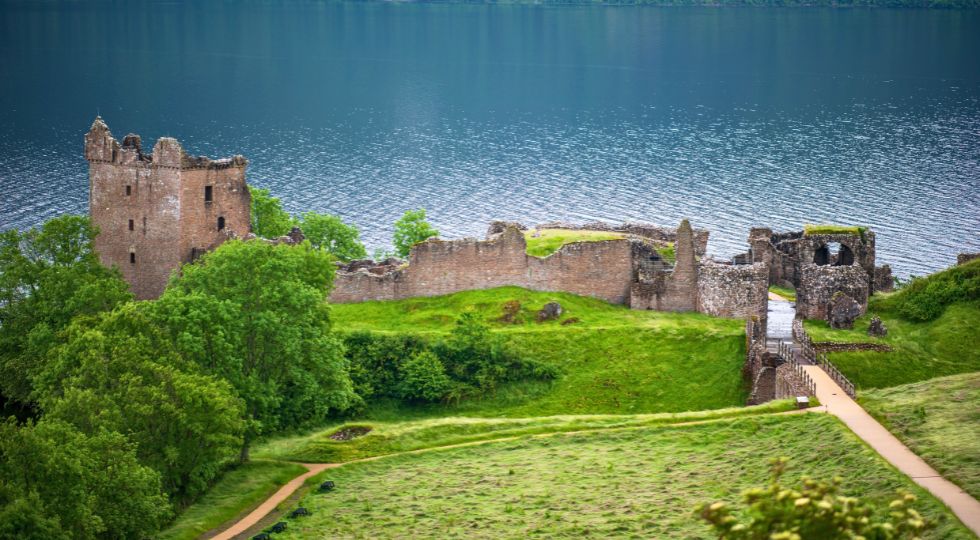 Discover and Roam - Loch Ness Itinerary