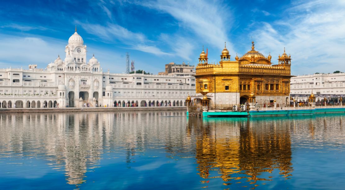 Discover and Roam - Top 5 Places to Visit in India - Golden Temple