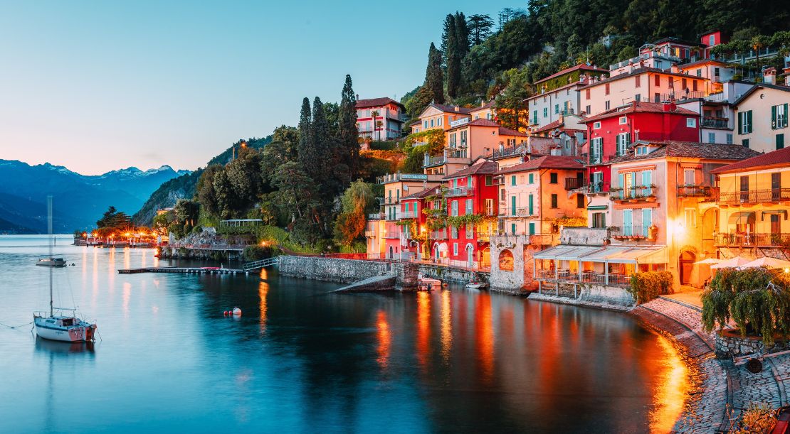 Discover and Roam - Top 5 Places to Visit in Italy - Lake Como