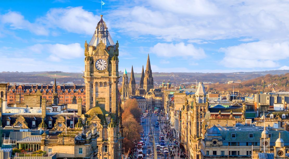 Discover and Roam - Top 5 Places to Visit in Scotland - Edinburgh