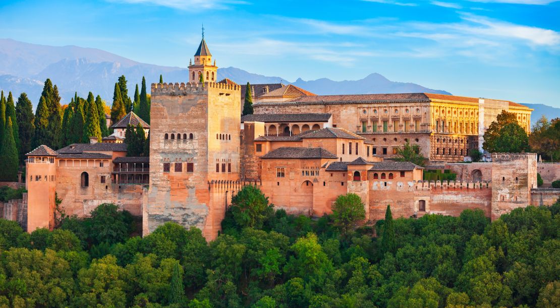 Discover and Roam - Top 5 Places to Visit in Spain - Granada