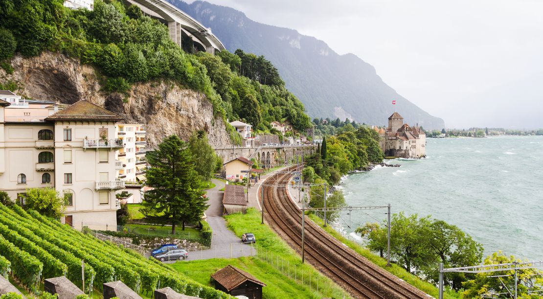 Discover and Roam - Things to Do in Around Lake Geneva - Explore the Iconic Château de Chillon - Slider