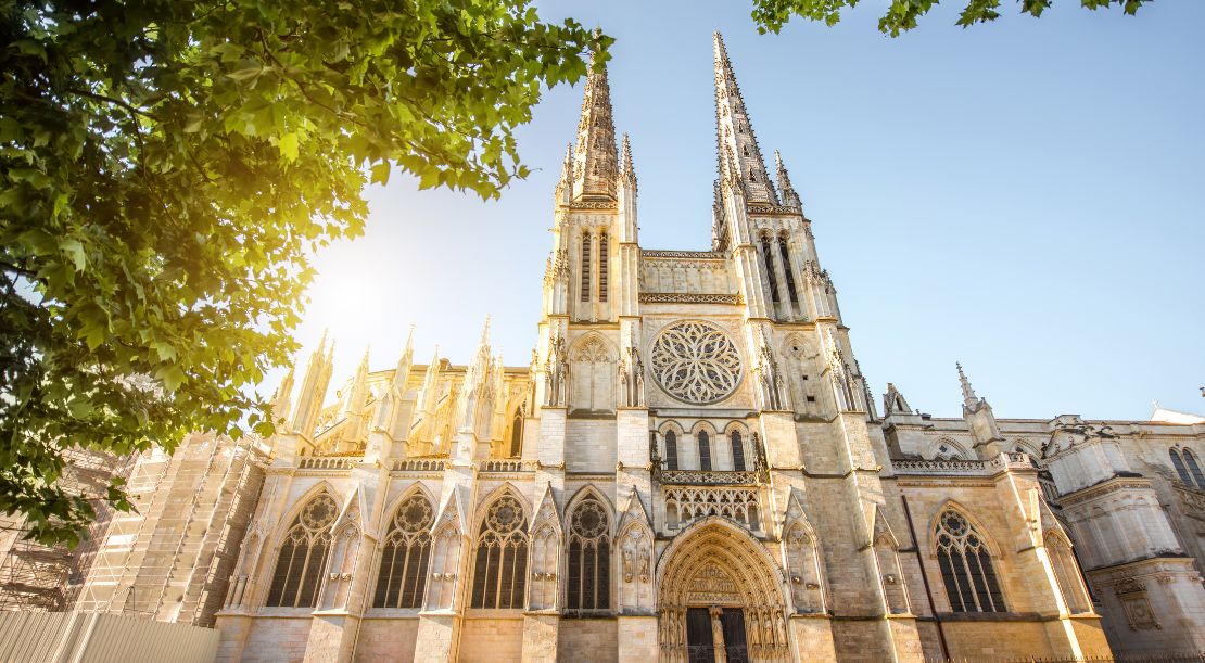 Discover and Roam - Things to Do in Bordeaux - Discover the Bordeaux Cathedral (Cathédrale Saint-André) - Slider