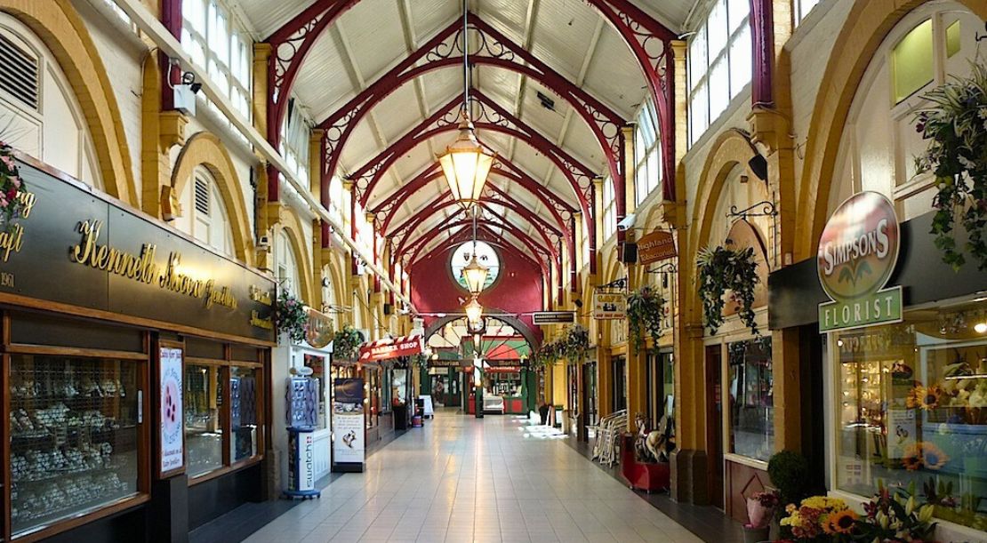 Discover and Roam - Things to Do in Inverness - Shop and dine in the Victorian Market - Slider