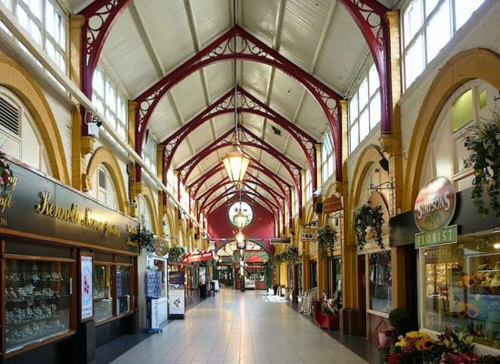 Discover and Roam - Things to Do in Inverness - Shop and dine in the Victorian Market