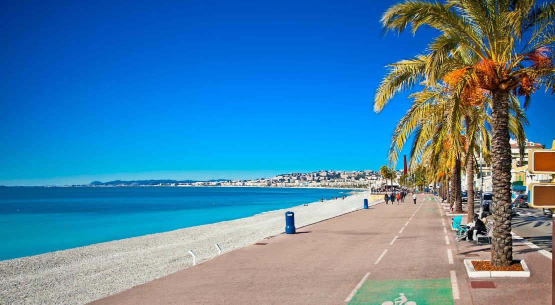 Discover and Roam - Things to Do in Nice - Stroll along the Promenade des Anglais - Slider