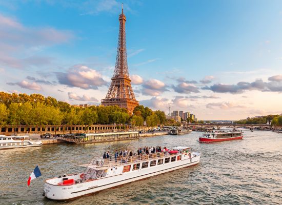 Discover and Roam - Things to Do in Paris - Cruise the Seine River