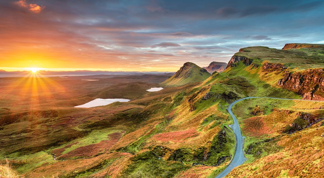 Discover and Roam - Things to Do in The Isle of Skye - Drive the Quiraing - Slider