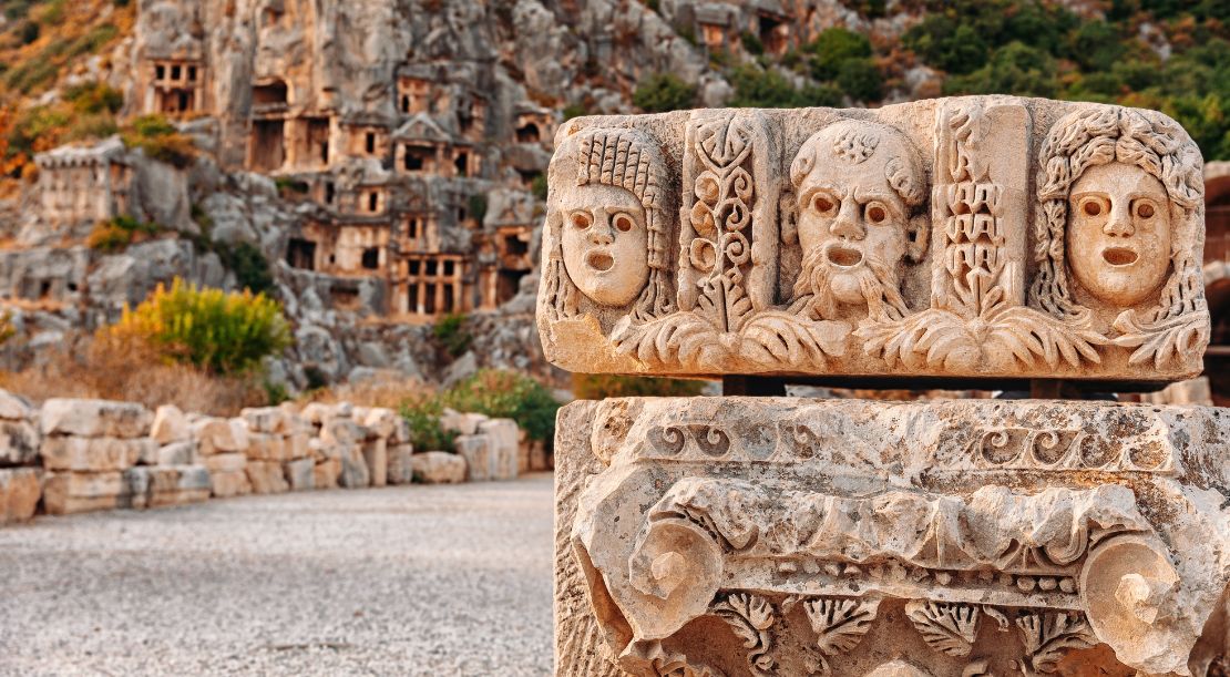 Discover and Roam - Antalya as a Tourist Destination
