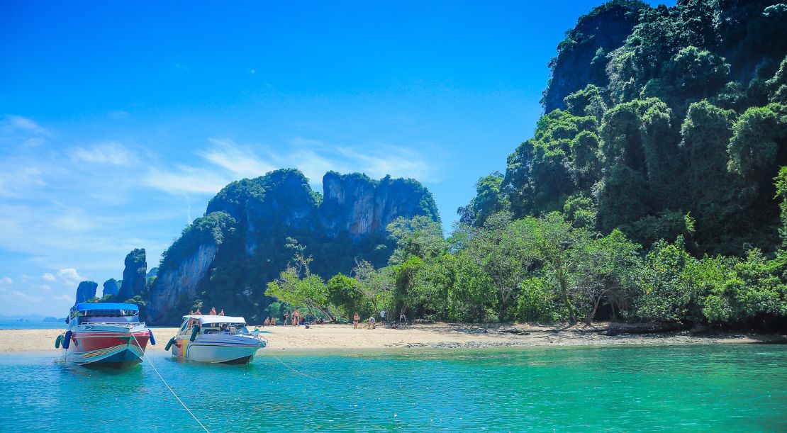 Discover and Roam - Discover the Hong Islands on a Speedboat Tour - Slider