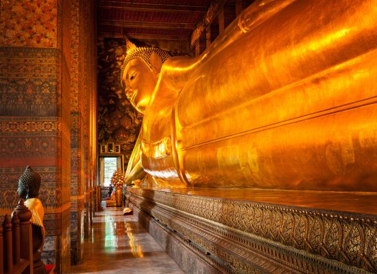 Discover and Roam - Discover the Reclining Buddha at Wat Pho