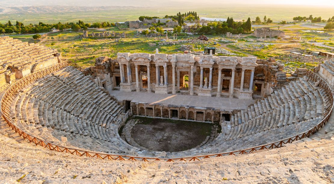Discover and Roam - Explore the Ancient City of Hierapolis - Slider