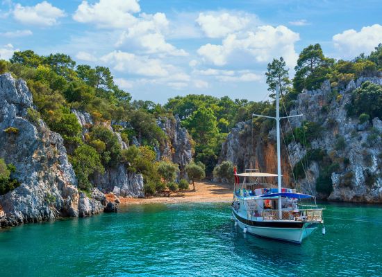Discover and Roam - Take a Mediterranean Boat Trip